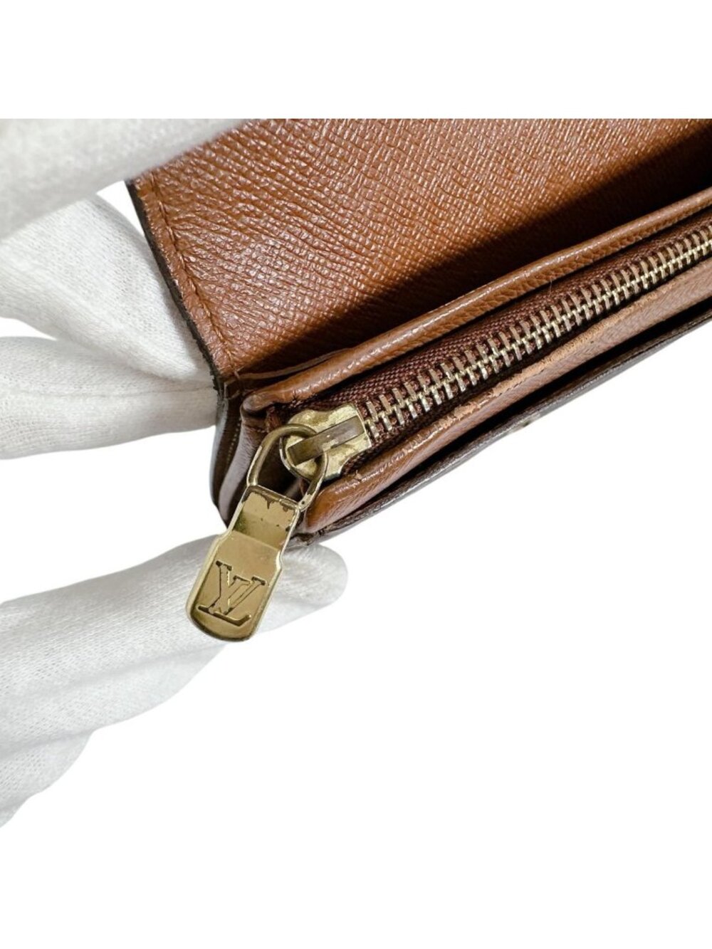 ★SOLD★ Louis Vuitton Monogram L-shaped Zipper Porte Monnaie Vie Tresor Fold - Picture 14 of 15